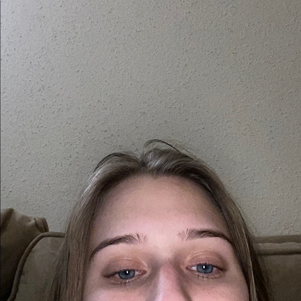 Meet your Posher, Madelyn